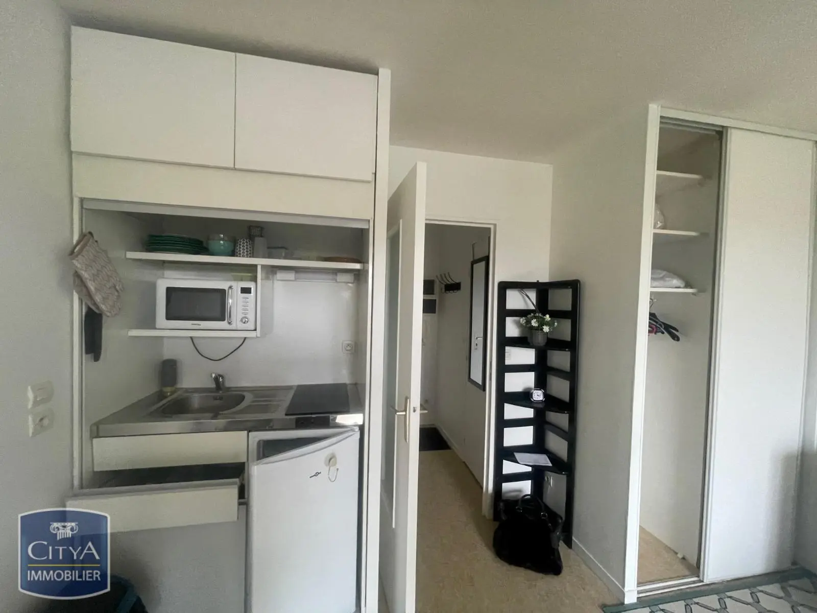 Photo 4 Appartement 1 pièce 22.83m²