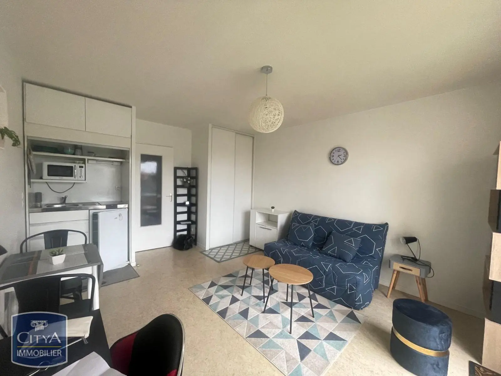 Photo 1 Appartement 1 pièce 22.83m²