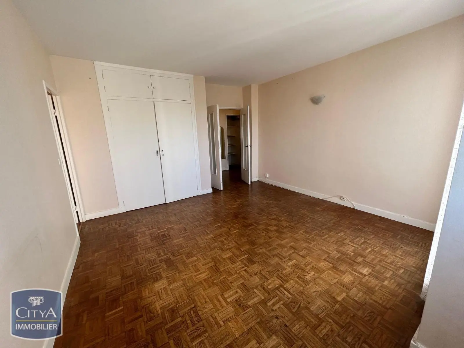 Photo 2 Appartement 3 pièces 80m²