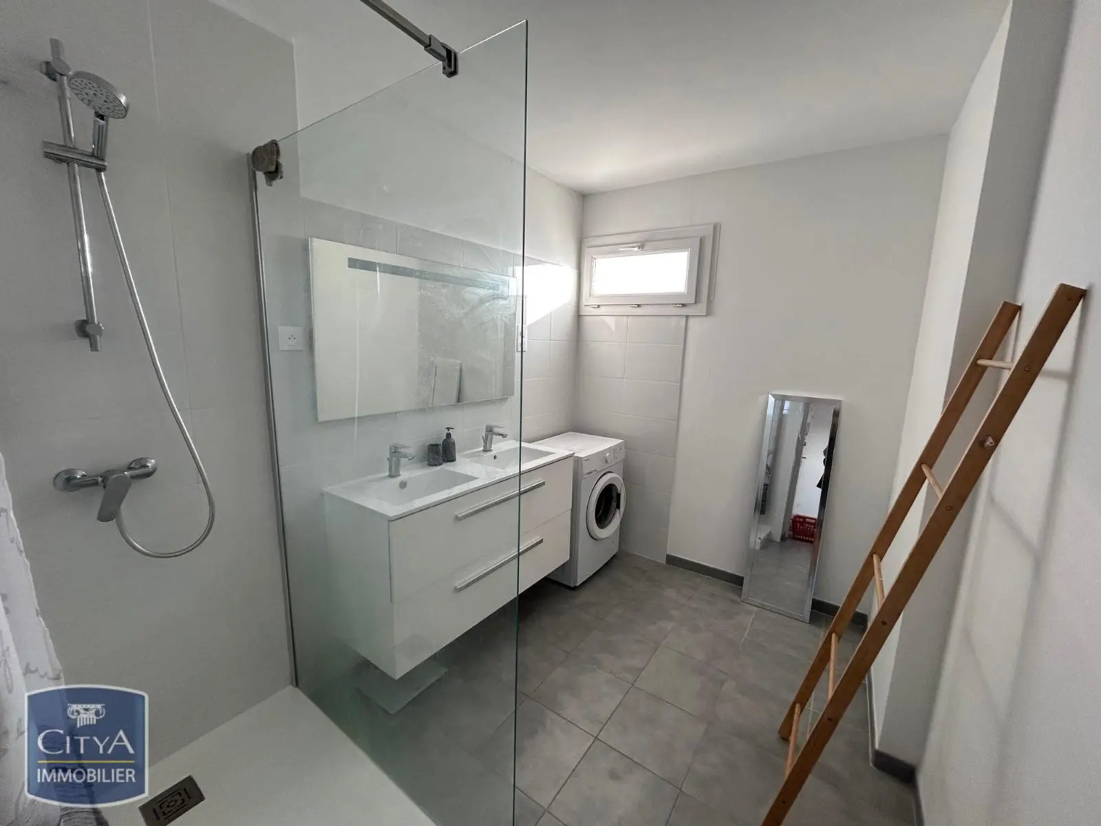 Photo 3 Appartement 4 pièces 83.98m²