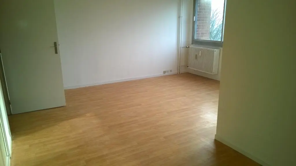 Photo 2 Appartement 1 pièce 33.1m²