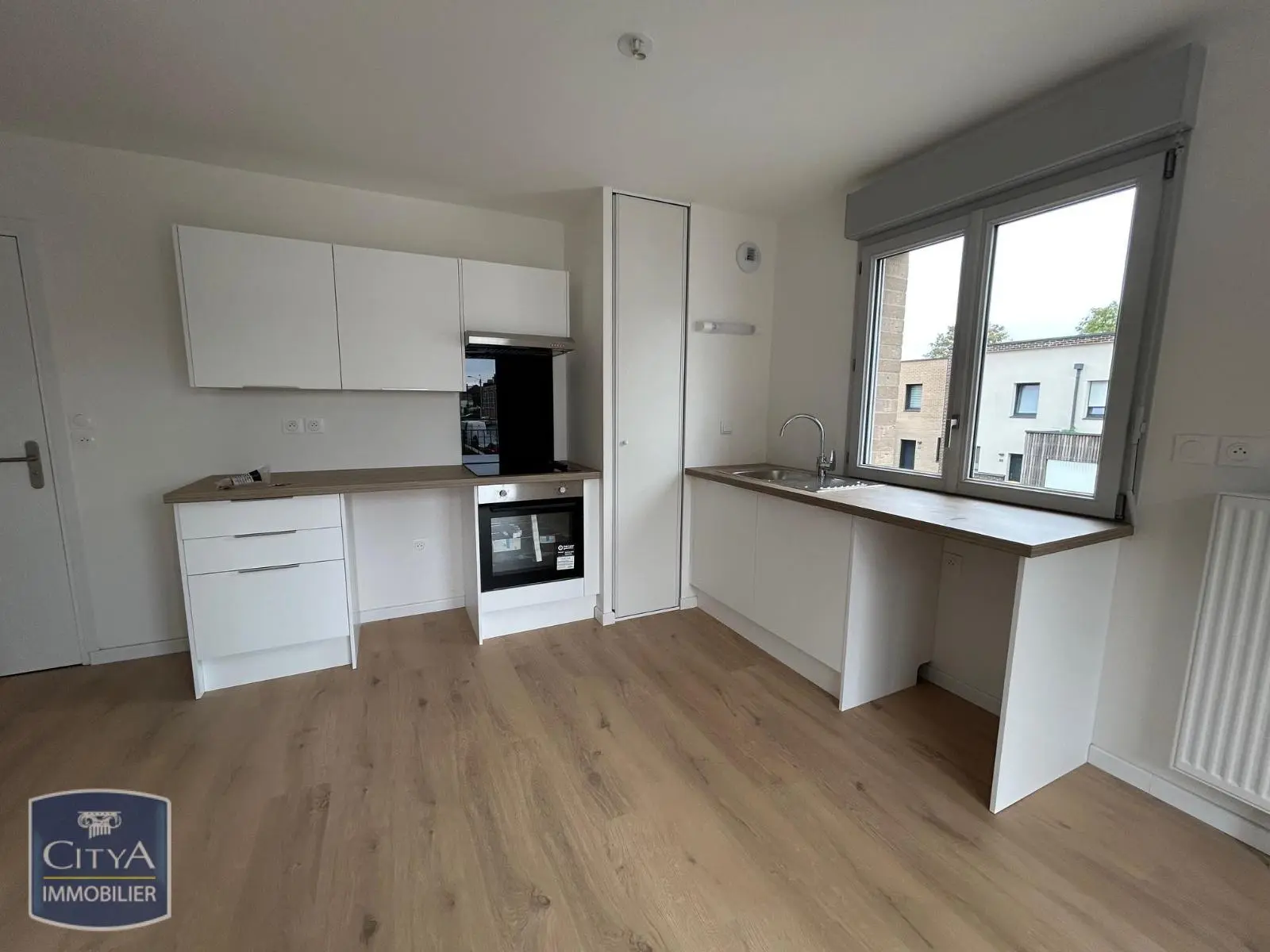 Photo 1 Appartement 1 pièce 32.5m²