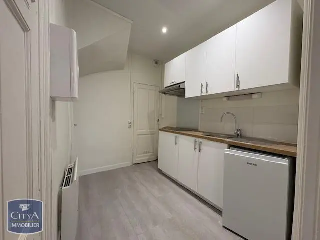 Photo 1 Appartement 1 pièce 17.73m²