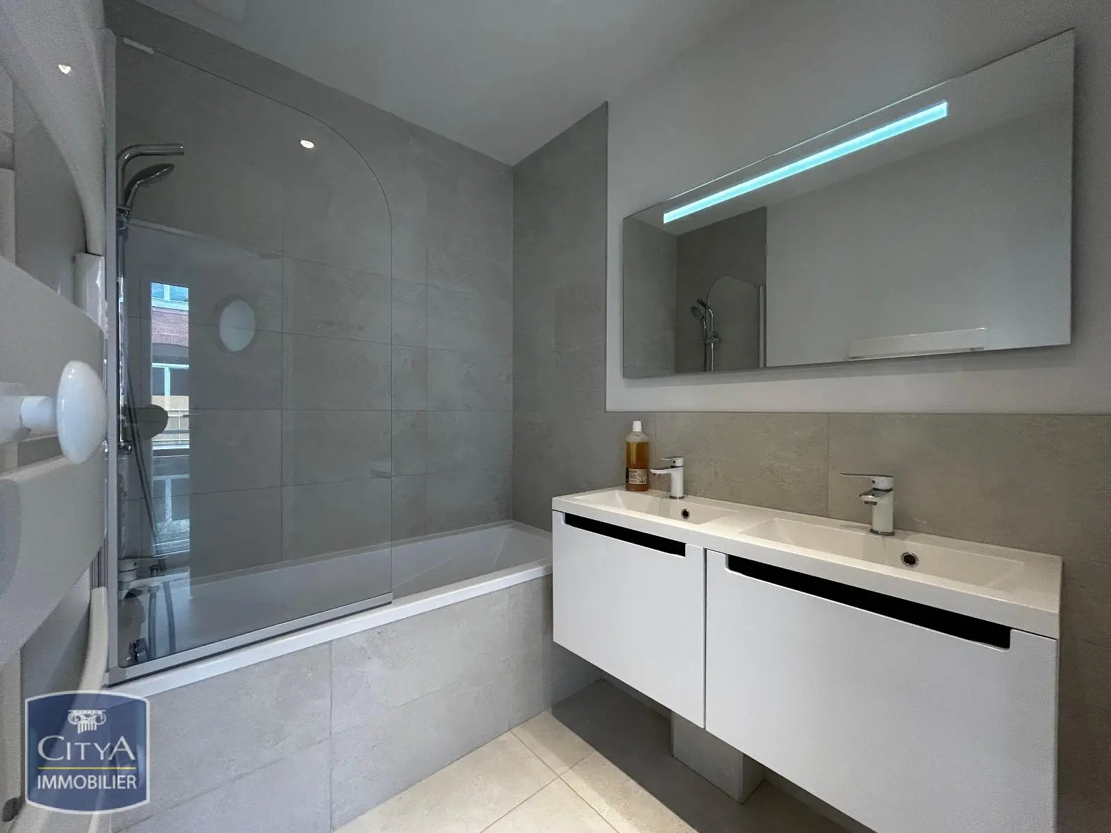 Photo 10 Appartement 4 pièces 103.17m²