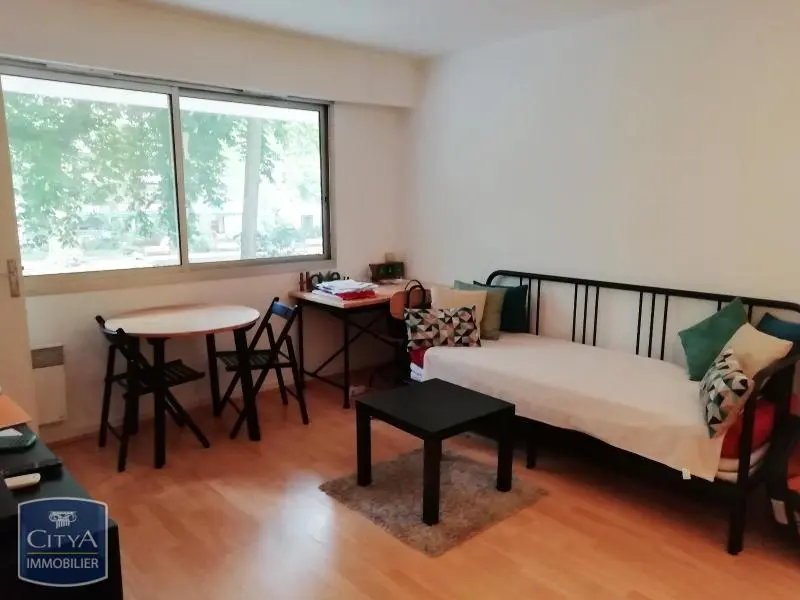 Photo 1 Appartement 1 pièce 25.81m²