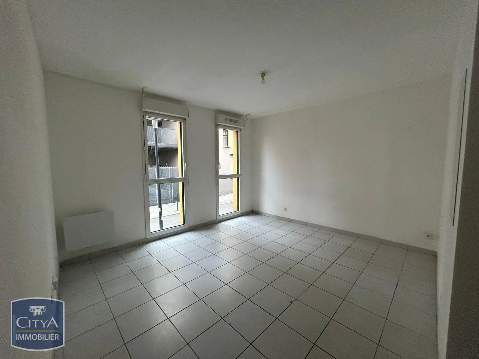Photo 1 Appartement 1 pièce 34.8m²