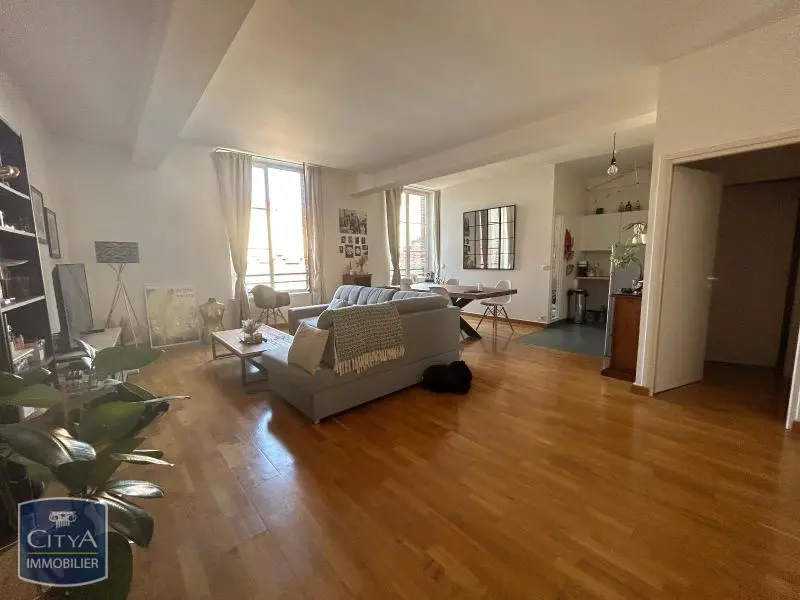 Photo 3 Appartement 2 pièces 75m²