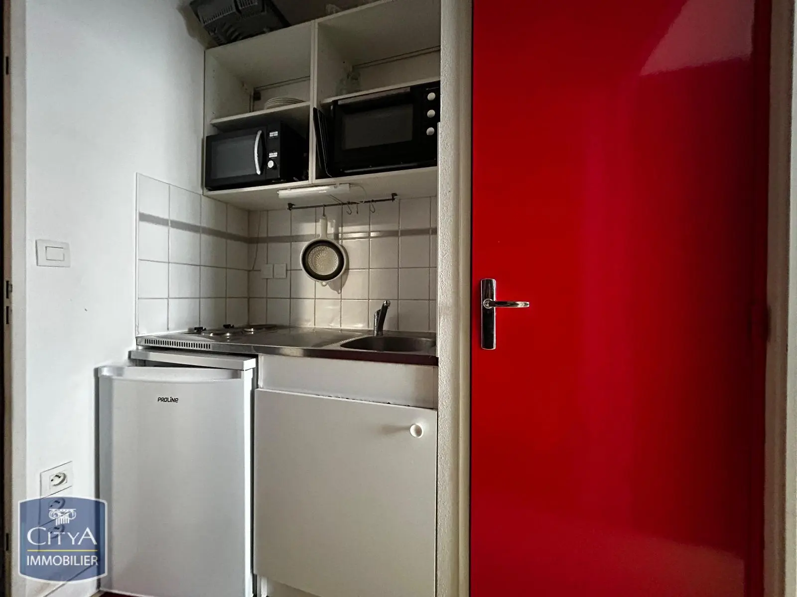 Photo 1 Appartement 1 pièce 17.07m²
