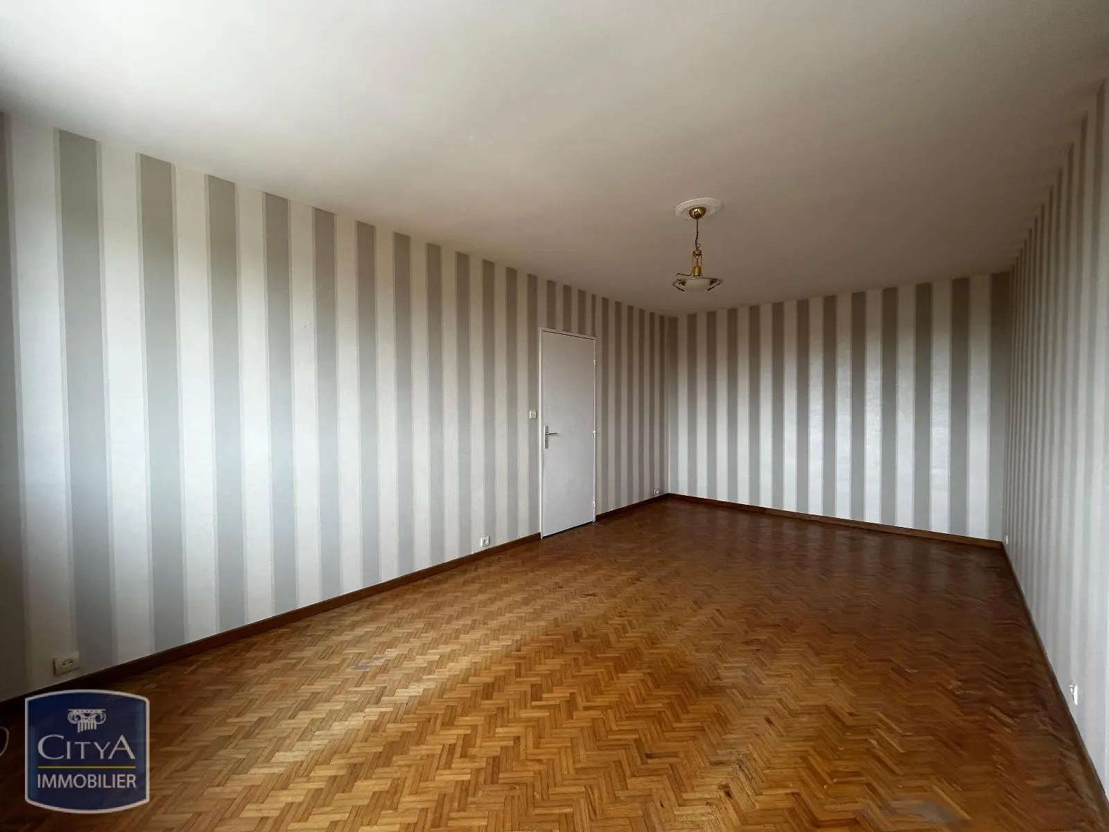 Photo 3 Appartement 2 pièces 54m²