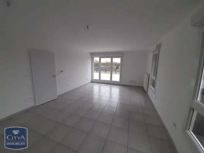 Photo 1 Appartement 4 pièces 80.39m²
