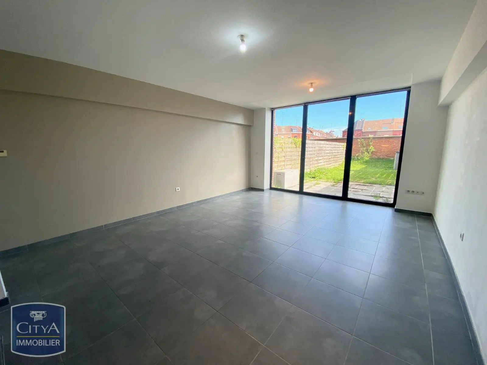 Photo 1 Appartement 2 pièces 52.1m²