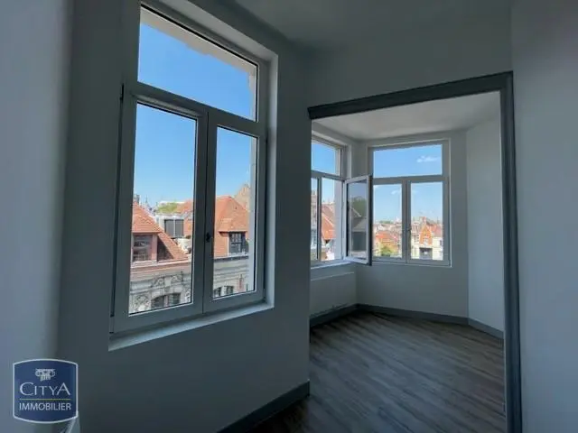 Photo 2 Appartement 1 pièce 24.46m²