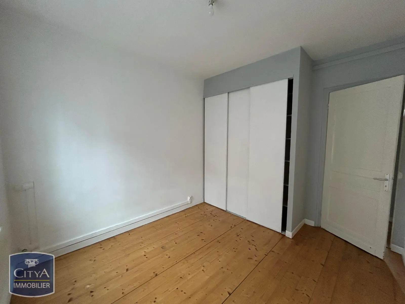 Photo 3 Appartement 1 pièce 24.73m²