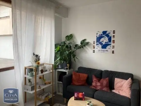 Photo 1 Appartement 1 pièce 28m²