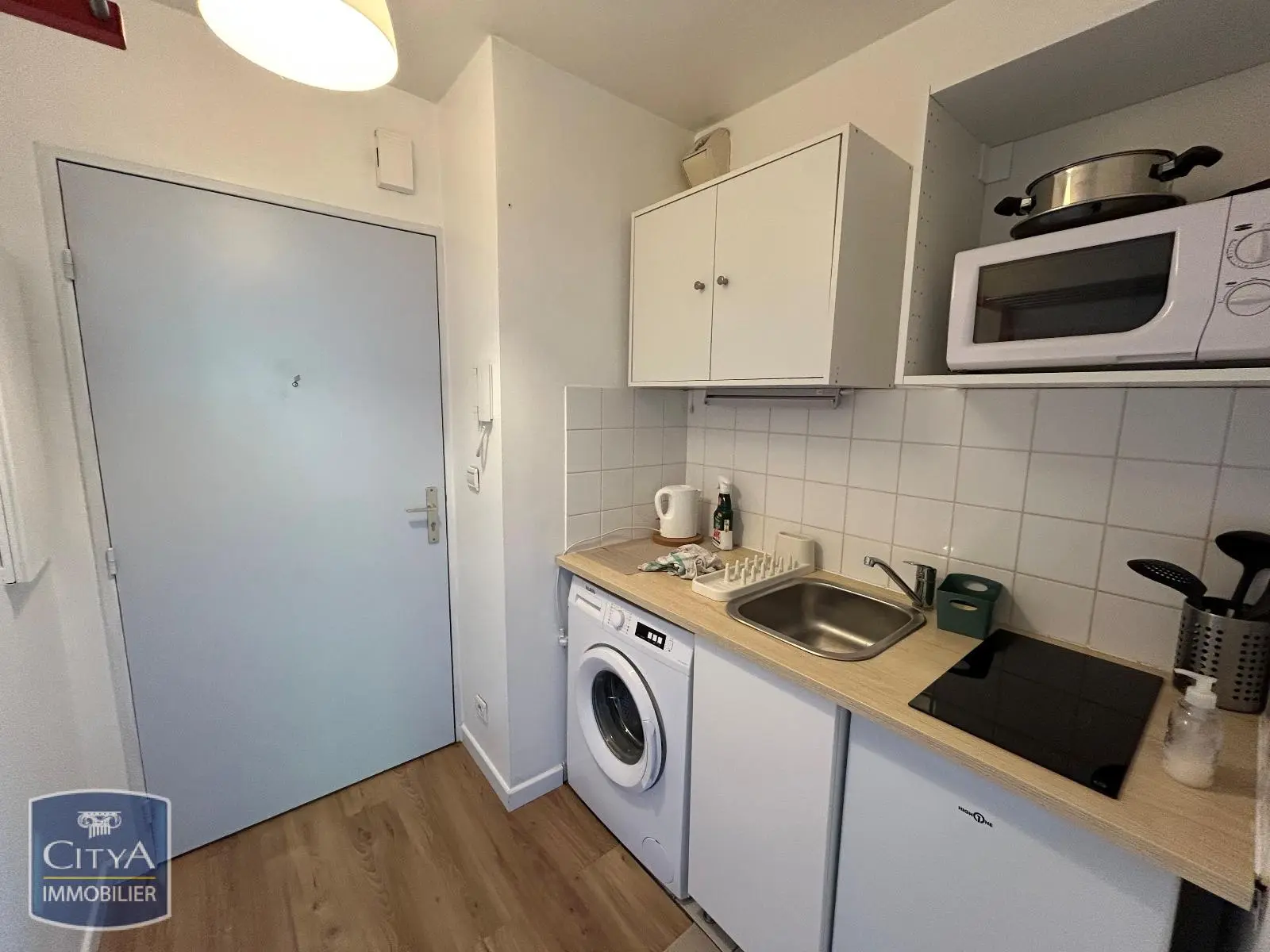 Photo 2 Appartement 1 pièce 22m²