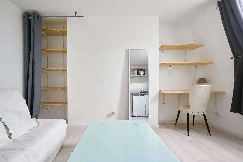 Photo 1 Appartement 1 pièce 15.37m²
