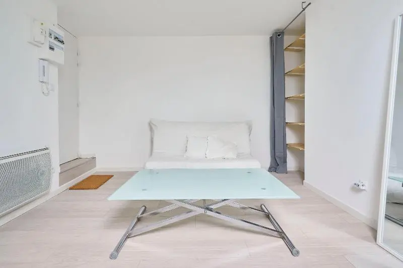 Photo 2 Appartement 1 pièce 15.37m²