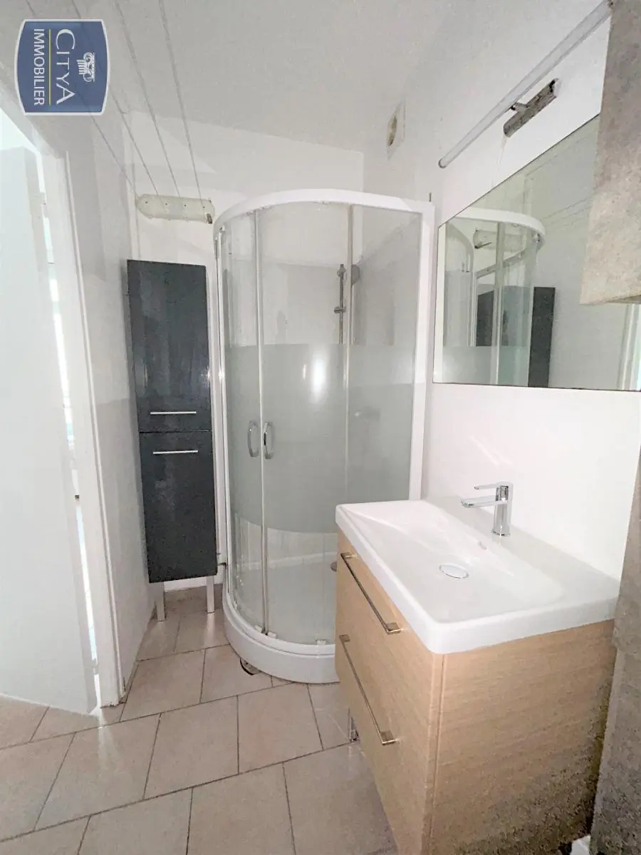 Photo 3 Appartement 1 pièce 20.46m²