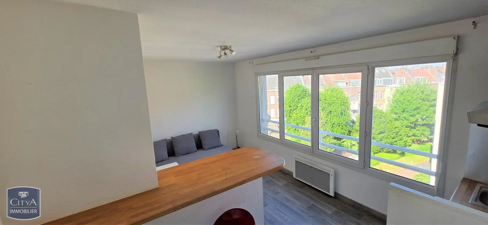 Photo 1 Appartement 1 pièce 23m²