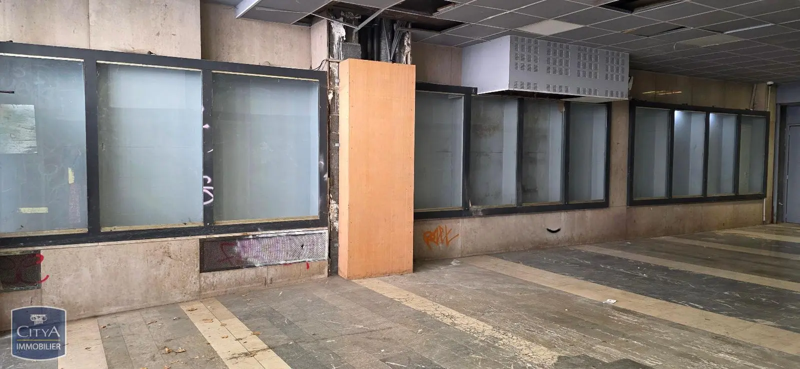 Photo 2 pour Local Commercial Photo 2 Local Commercial