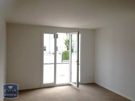 Illustration pour Appartement 4 pièces 82m² Photo Appartement 4 pièces 82m²