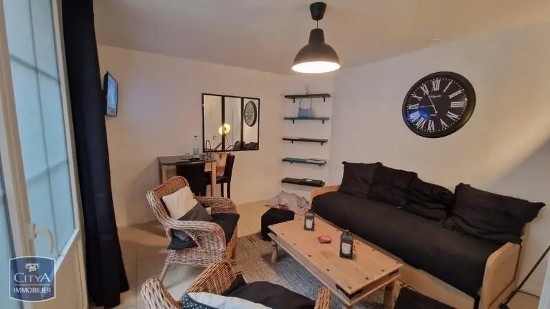 Photo 1 Appartement 1 pièce 24.16m²