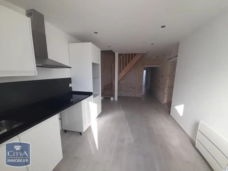 Photo 1 Maison 3 pièces 85m²