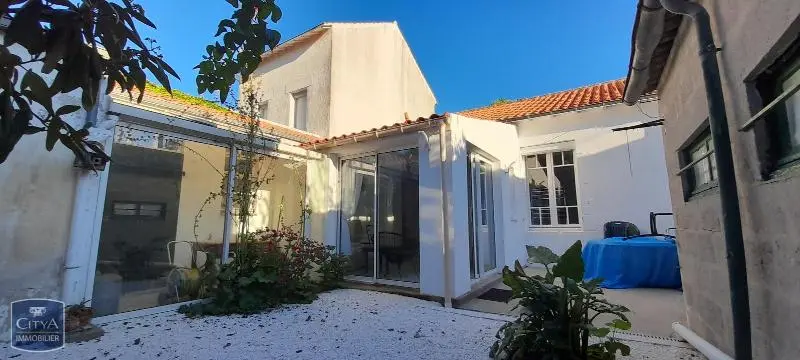 Photo 1 Maison 4 pièces 85.93m²