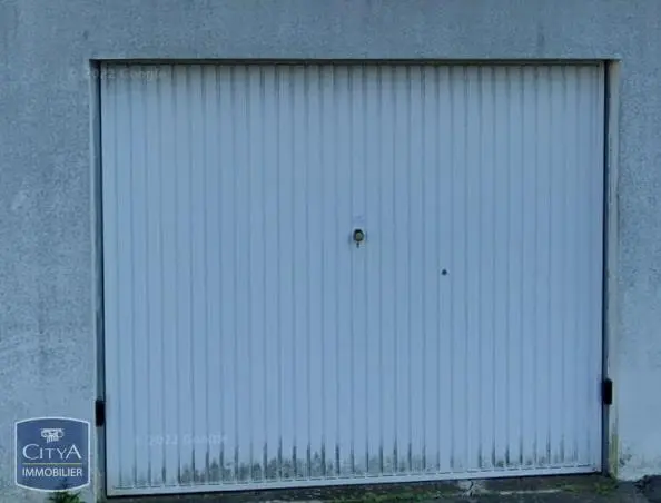 Photo 1 Parking
