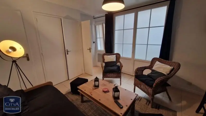Photo 2 Appartement 1 pièce 24.16m²