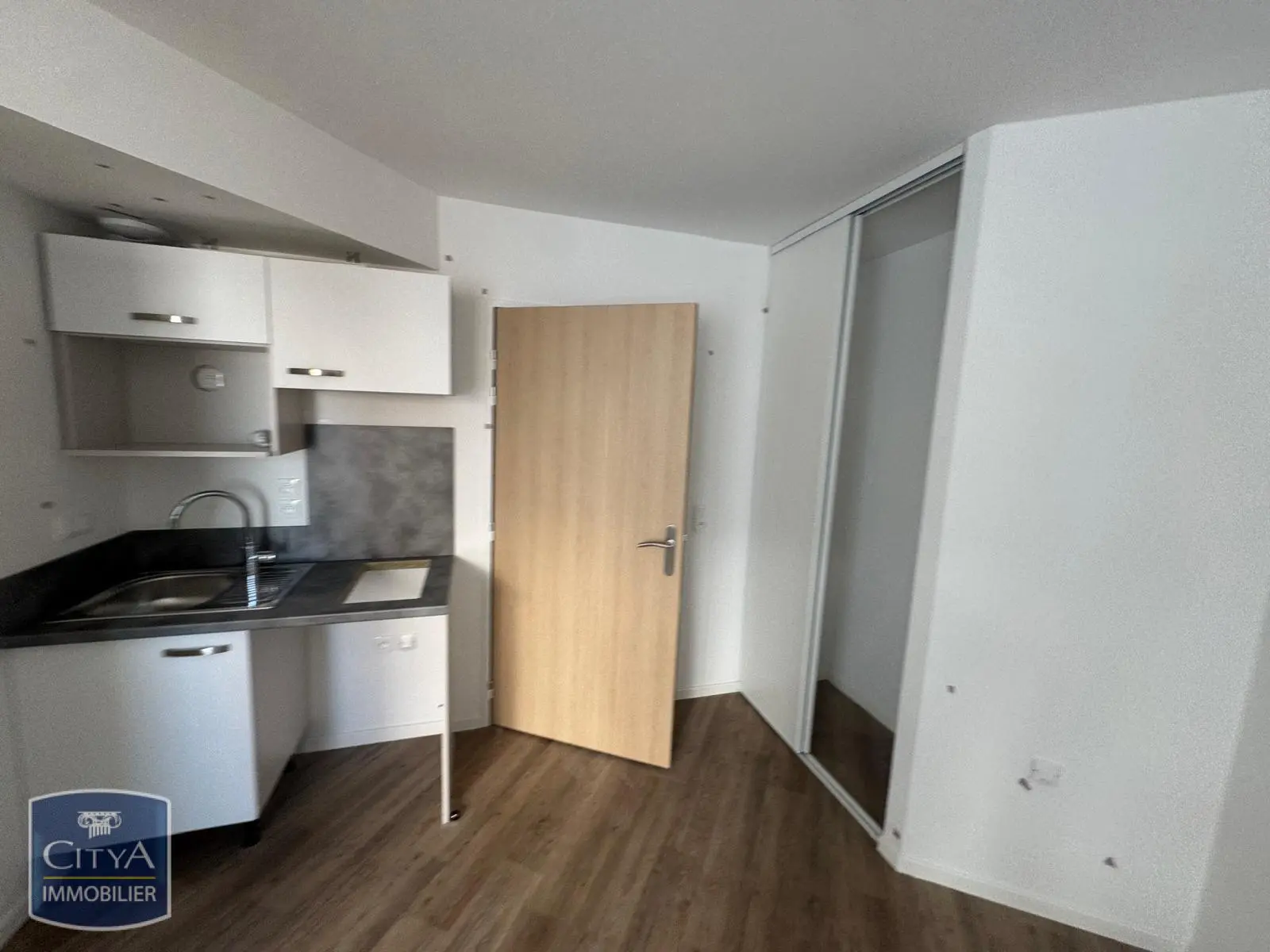 Photo 4 Appartement 1 pièce 18.33m²