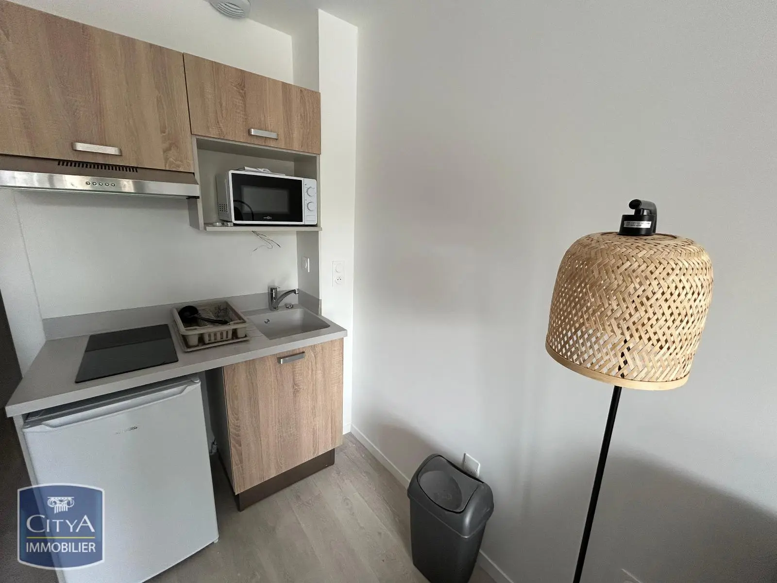 Photo 2 Appartement 1 pièce 18.3m²