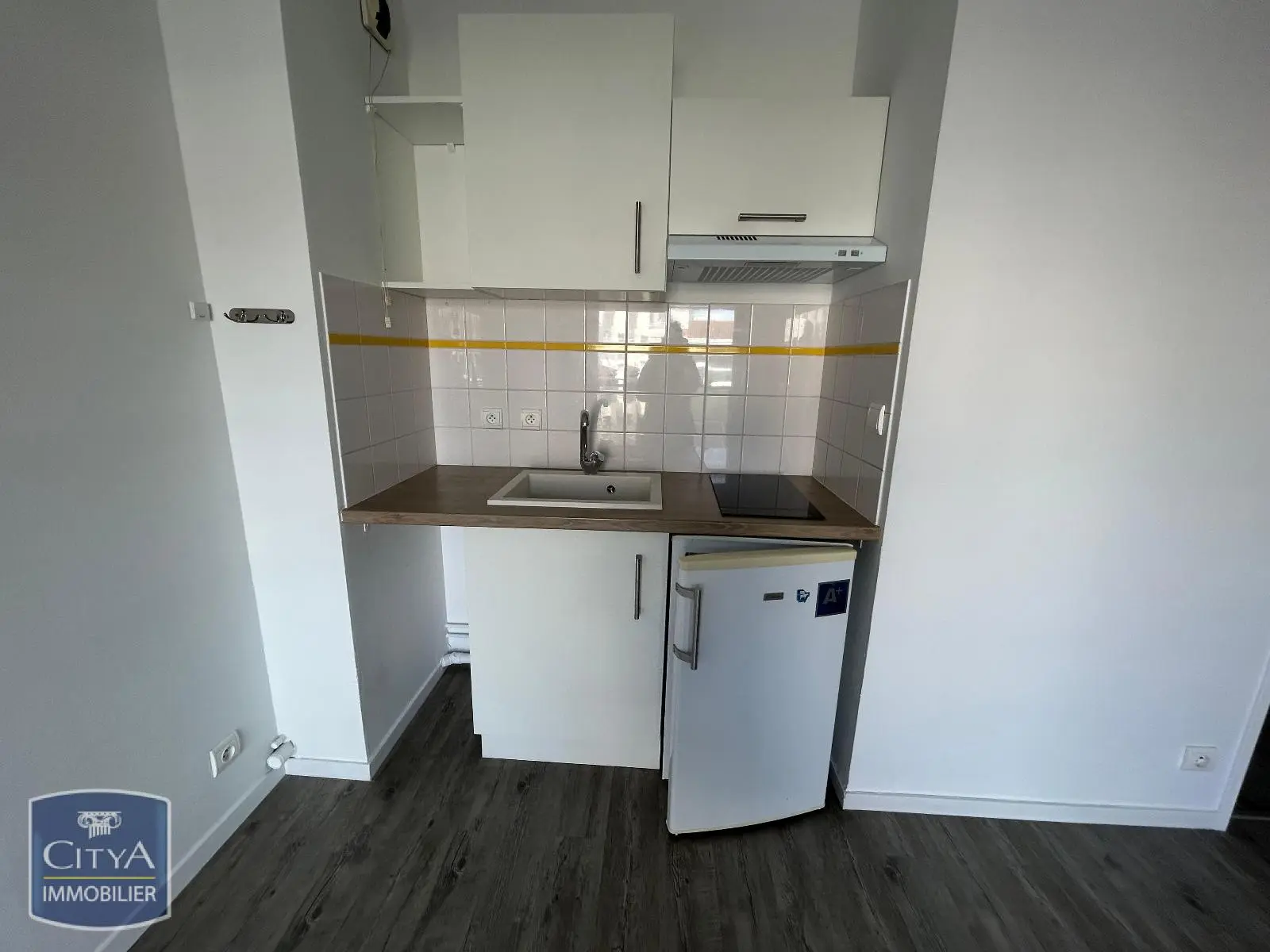 Photo 4 Appartement 1 pièce 24.48m²