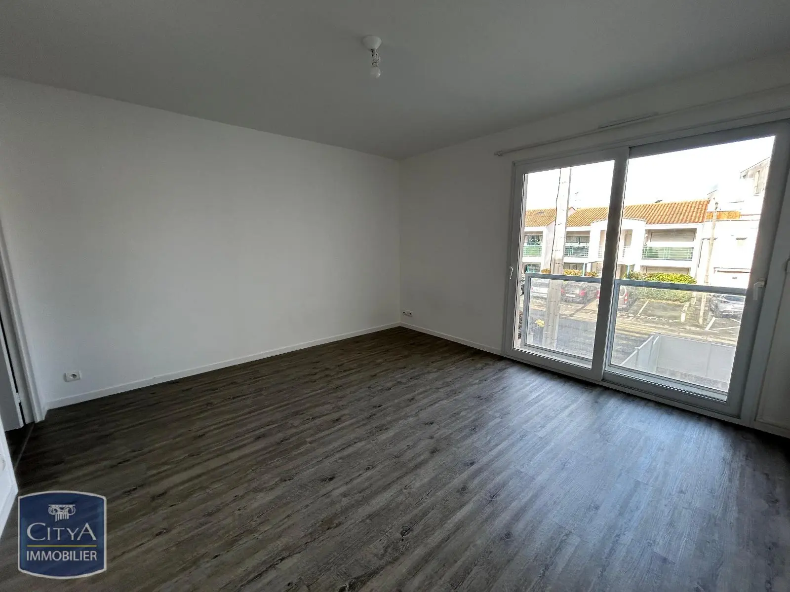 Photo 3 Appartement 1 pièce 24.48m²