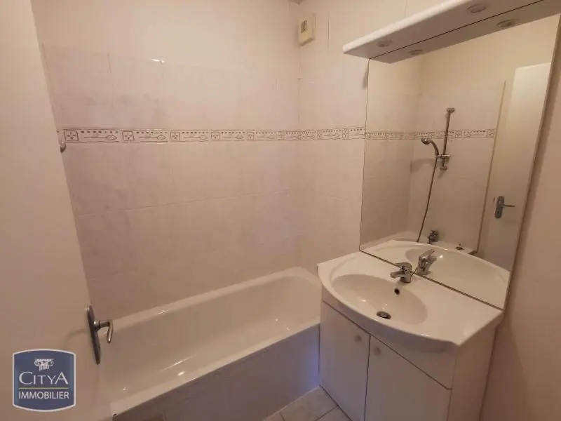 Photo 3 Appartement 2 pièces 42.22m²