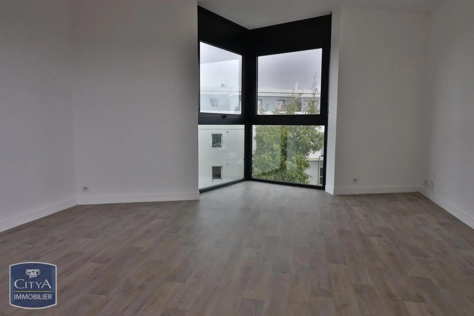 Photo 2 Appartement 2 pièces 41.96m²