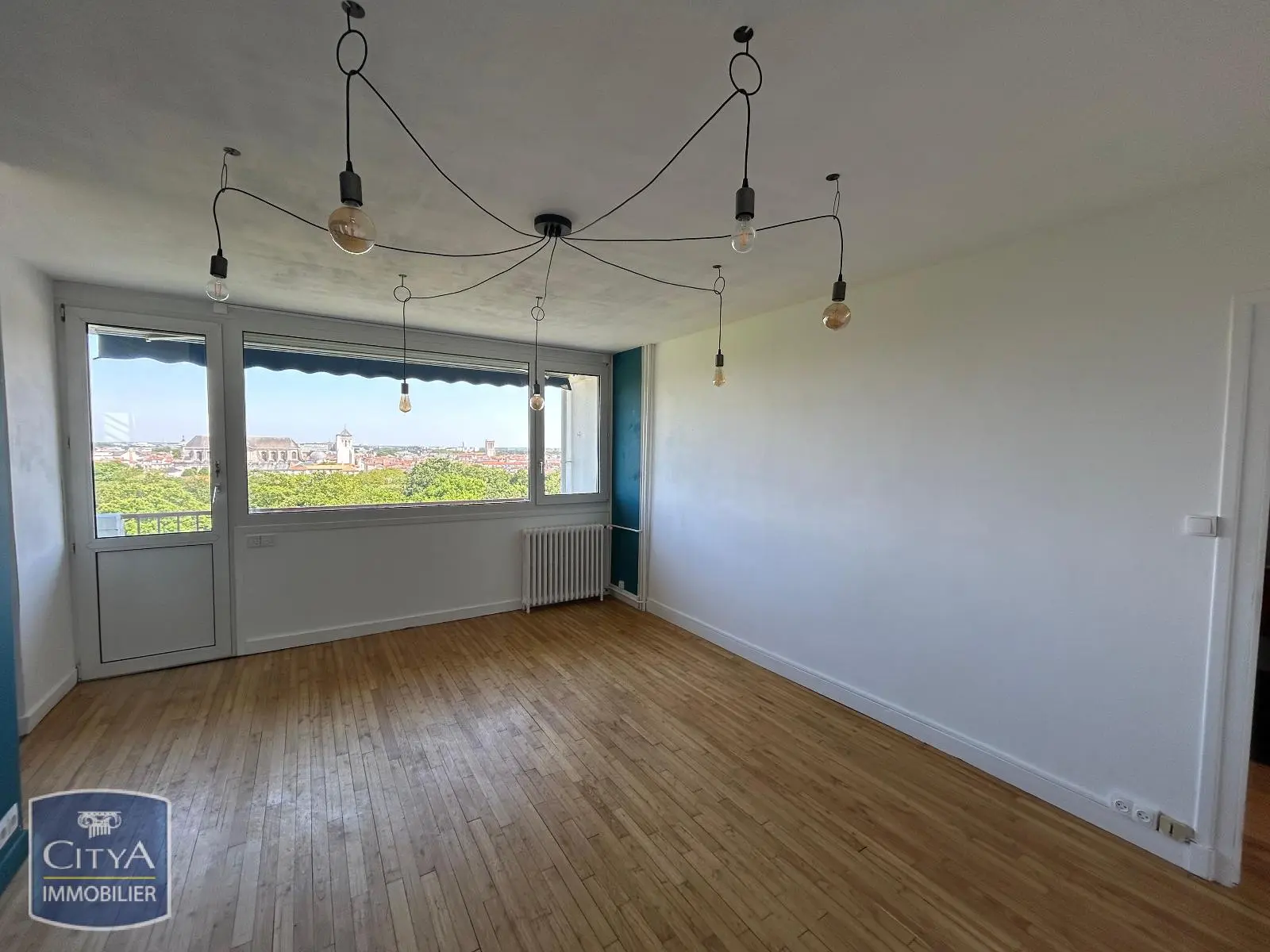 Photo 2 Appartement 4 pièces 73.28m²