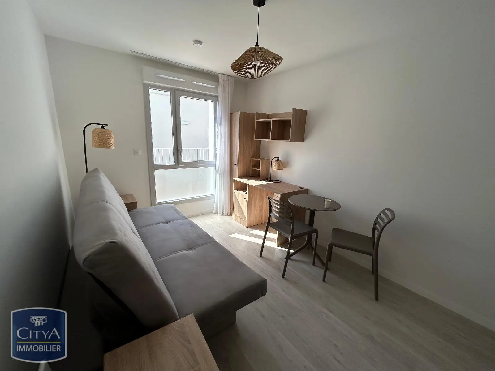 Photo 1 Appartement 1 pièce 18.9m²