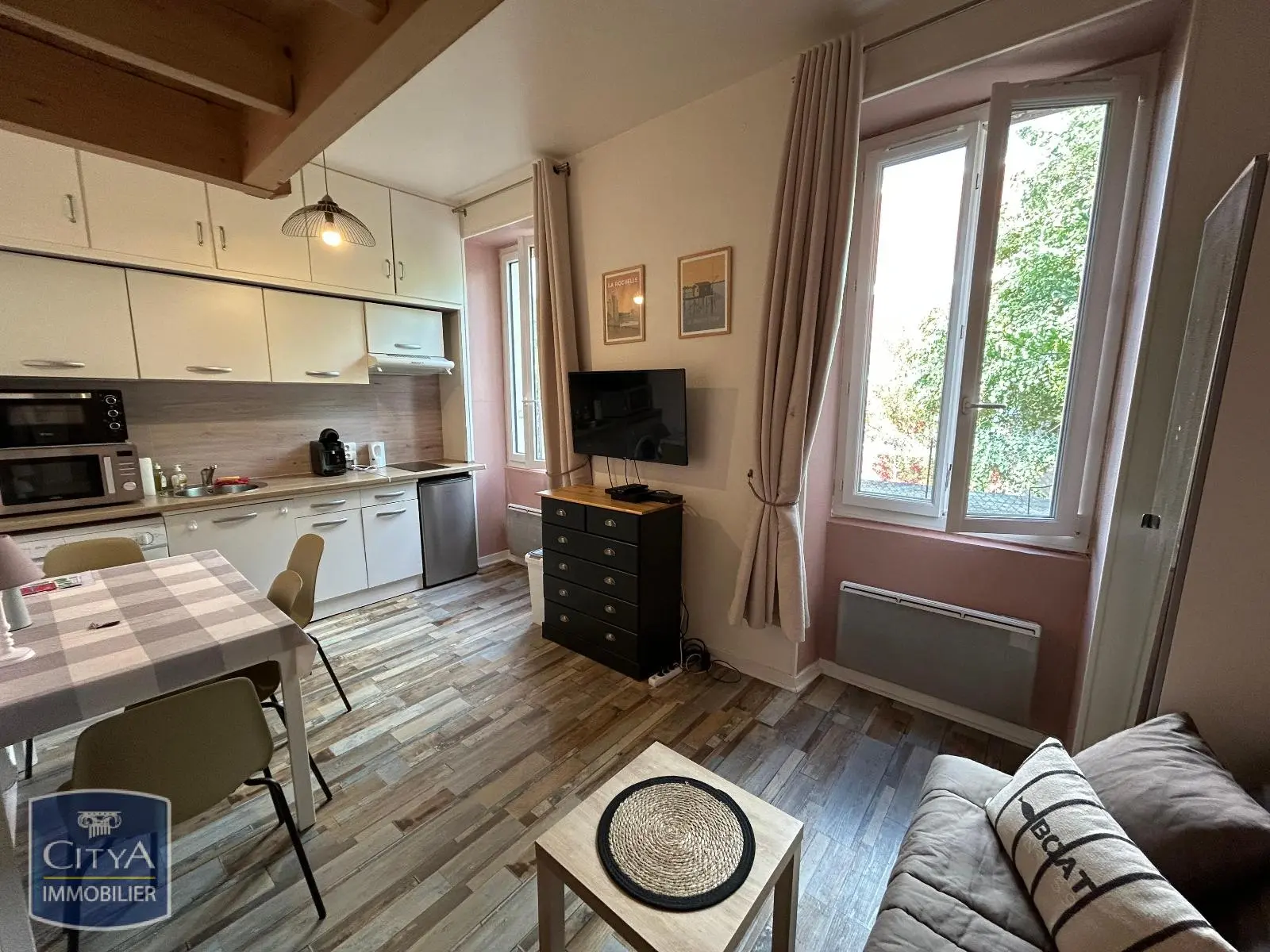 Photo 2 Appartement 1 pièce 19m²