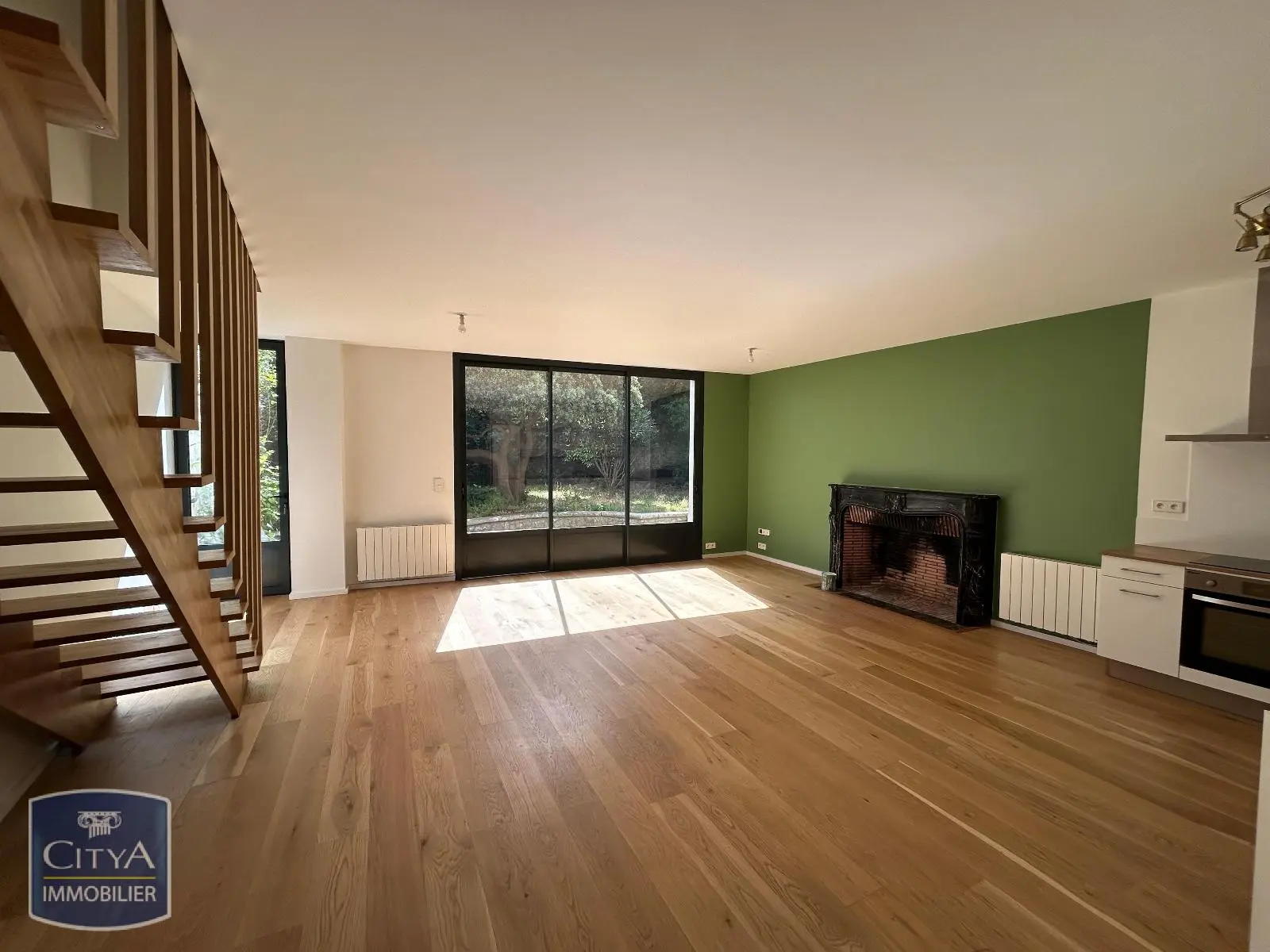 Photo 1 Appartement 5 pièces 115.43m²