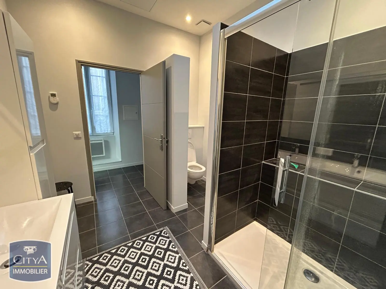 Photo 14 Appartement 3 pièces 145m²