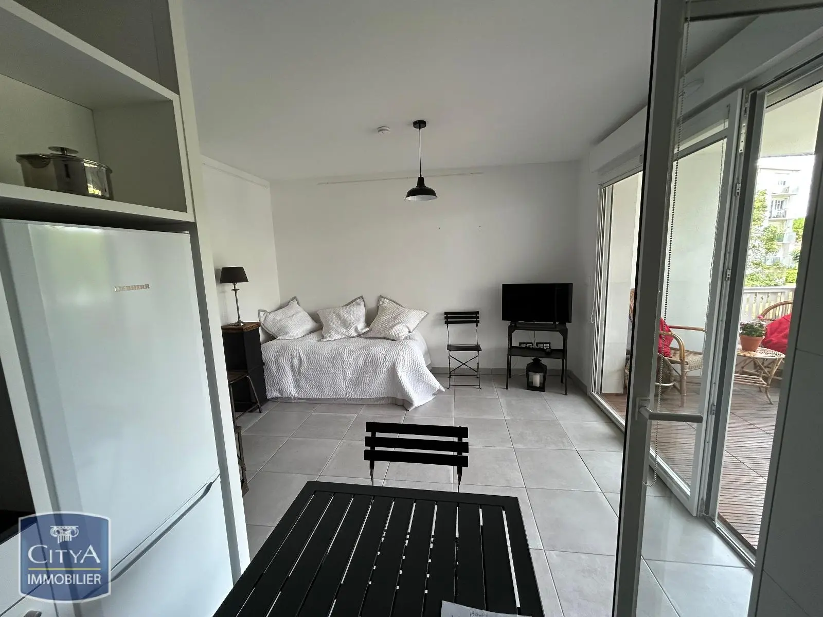 Photo 1 Appartement 1 pièce 27.24m²