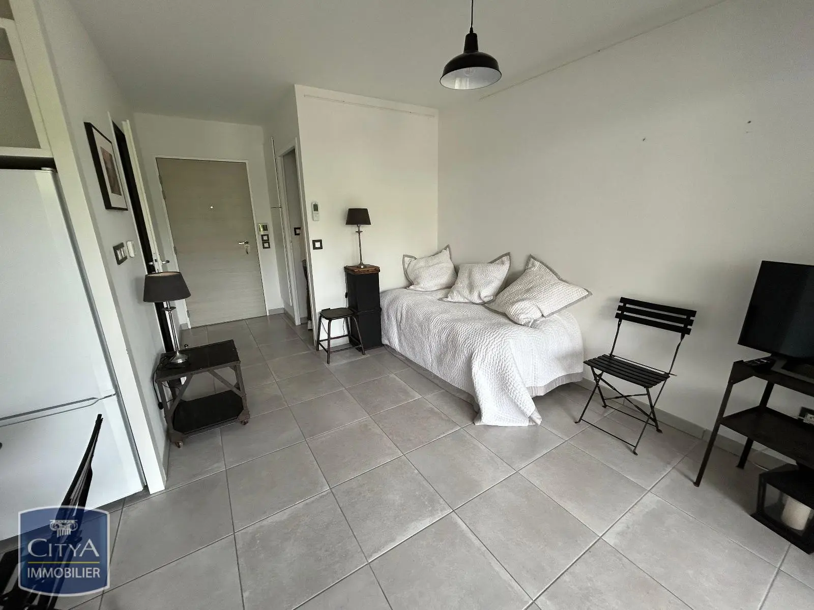 Photo 2 Appartement 1 pièce 27.24m²