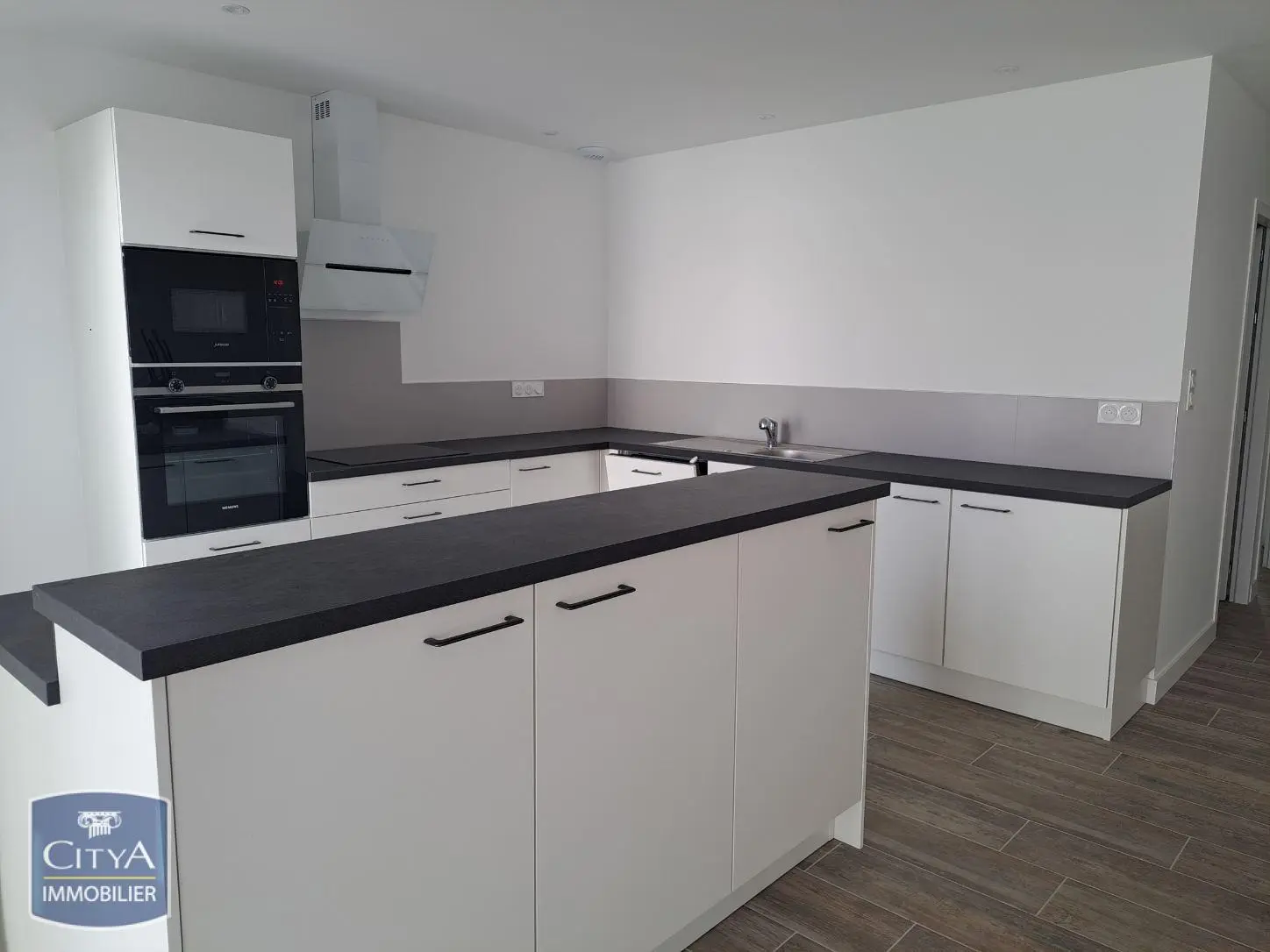 Photo 1 Maison 4 pièces 124.74m²