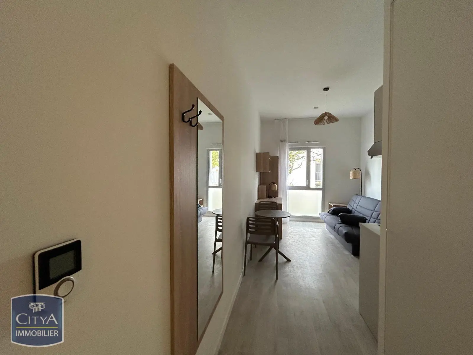 Photo 1 Appartement 1 pièce 18.2m²