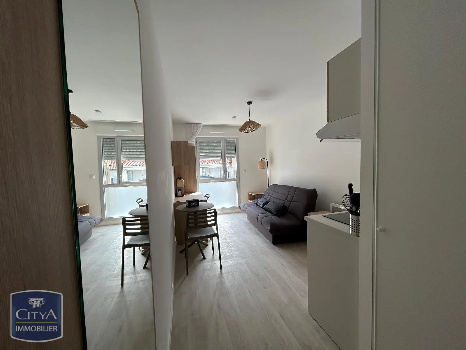 Photo 1 Appartement 1 pièce 18.1m²