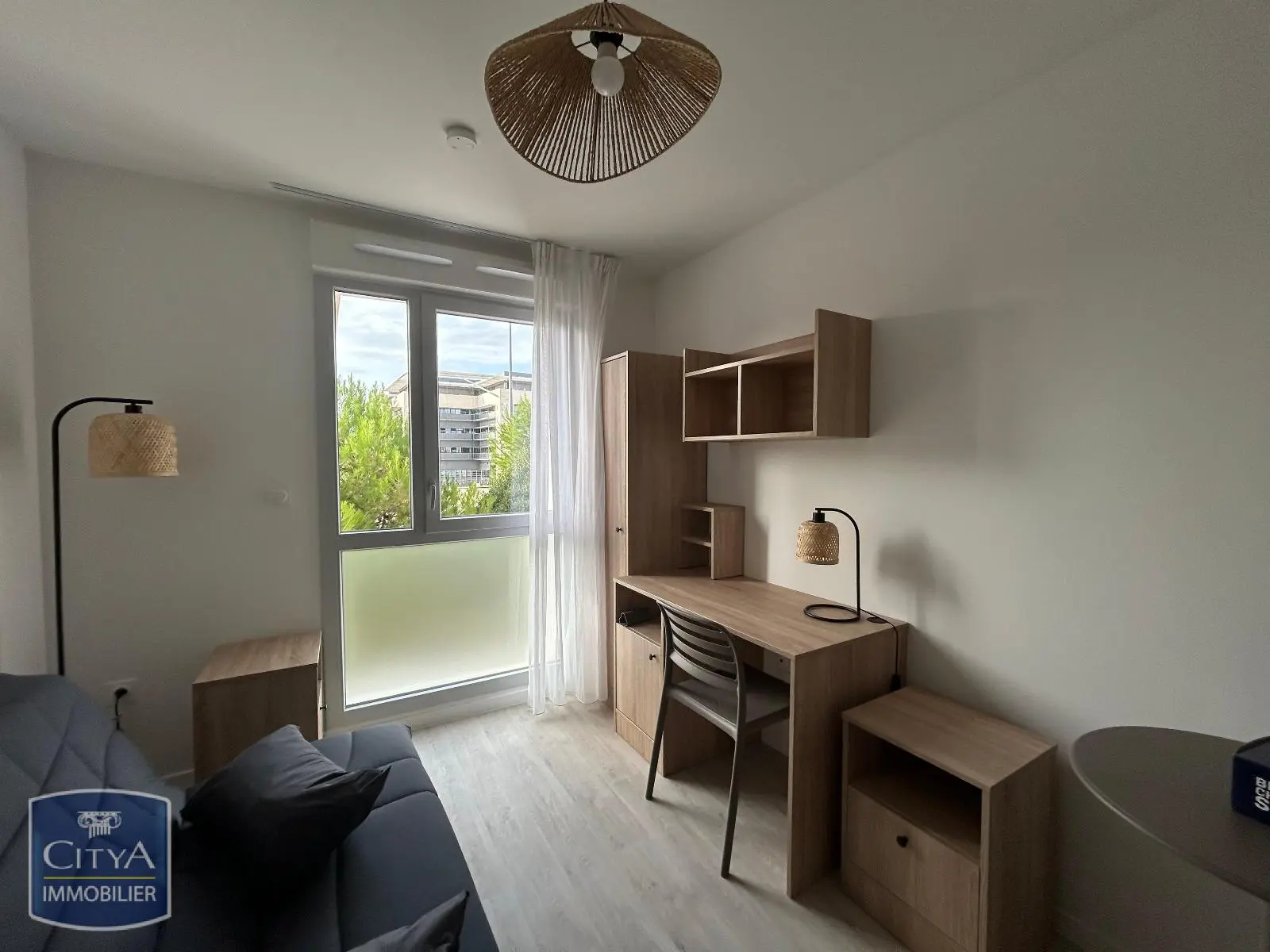Photo 1 Appartement 1 pièce 18m²