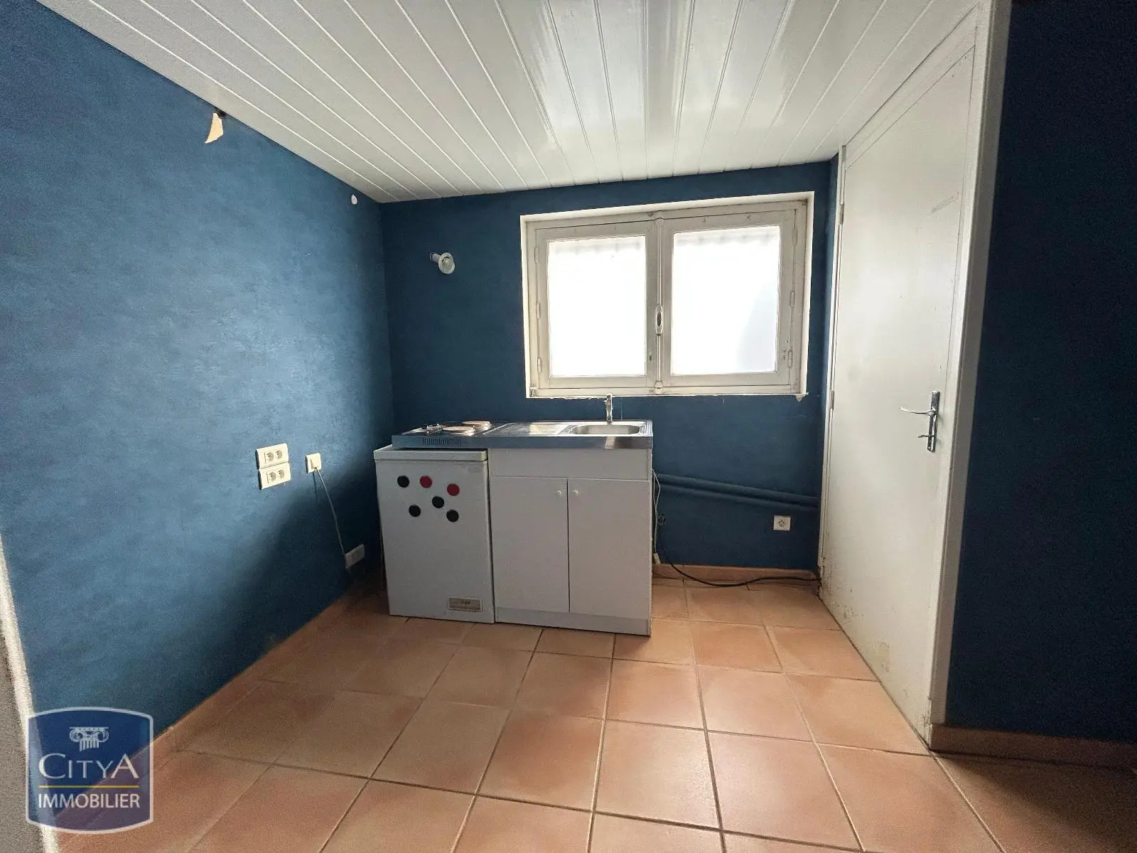 Photo 10 Local Professionnel 158m²