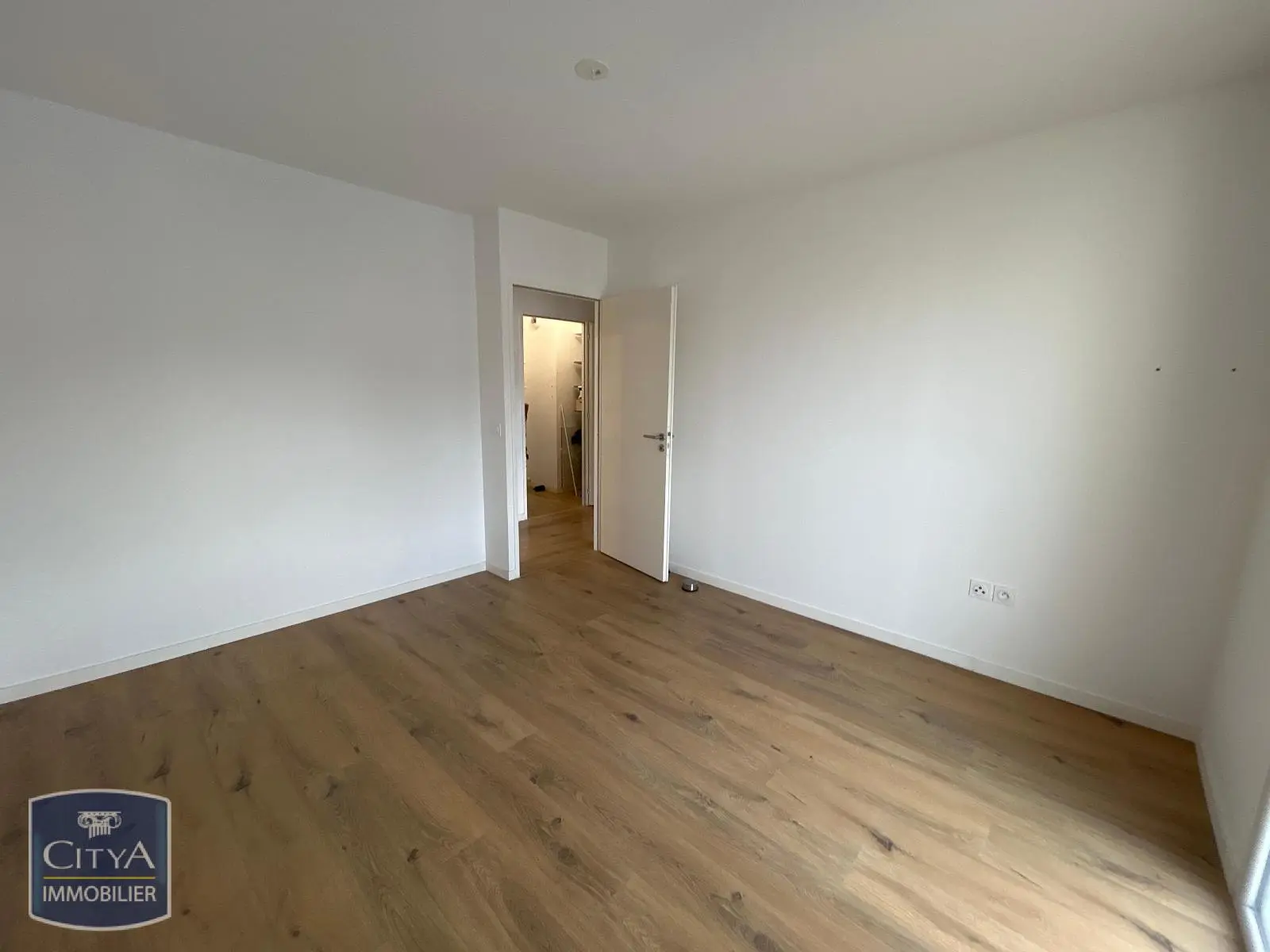 Photo 2 Appartement 4 pièces 76.85m²