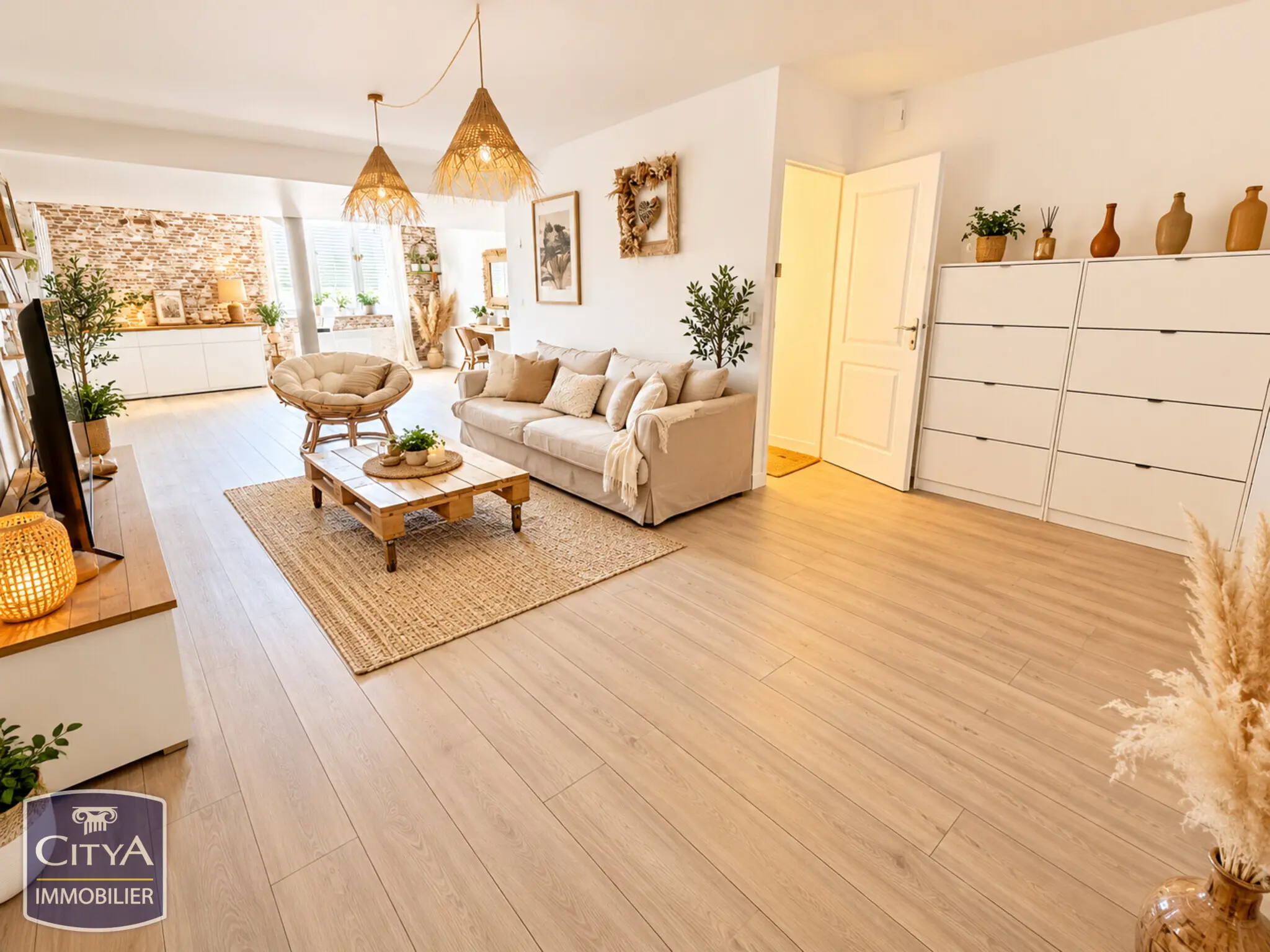 Photo 2 Immeuble 330m²